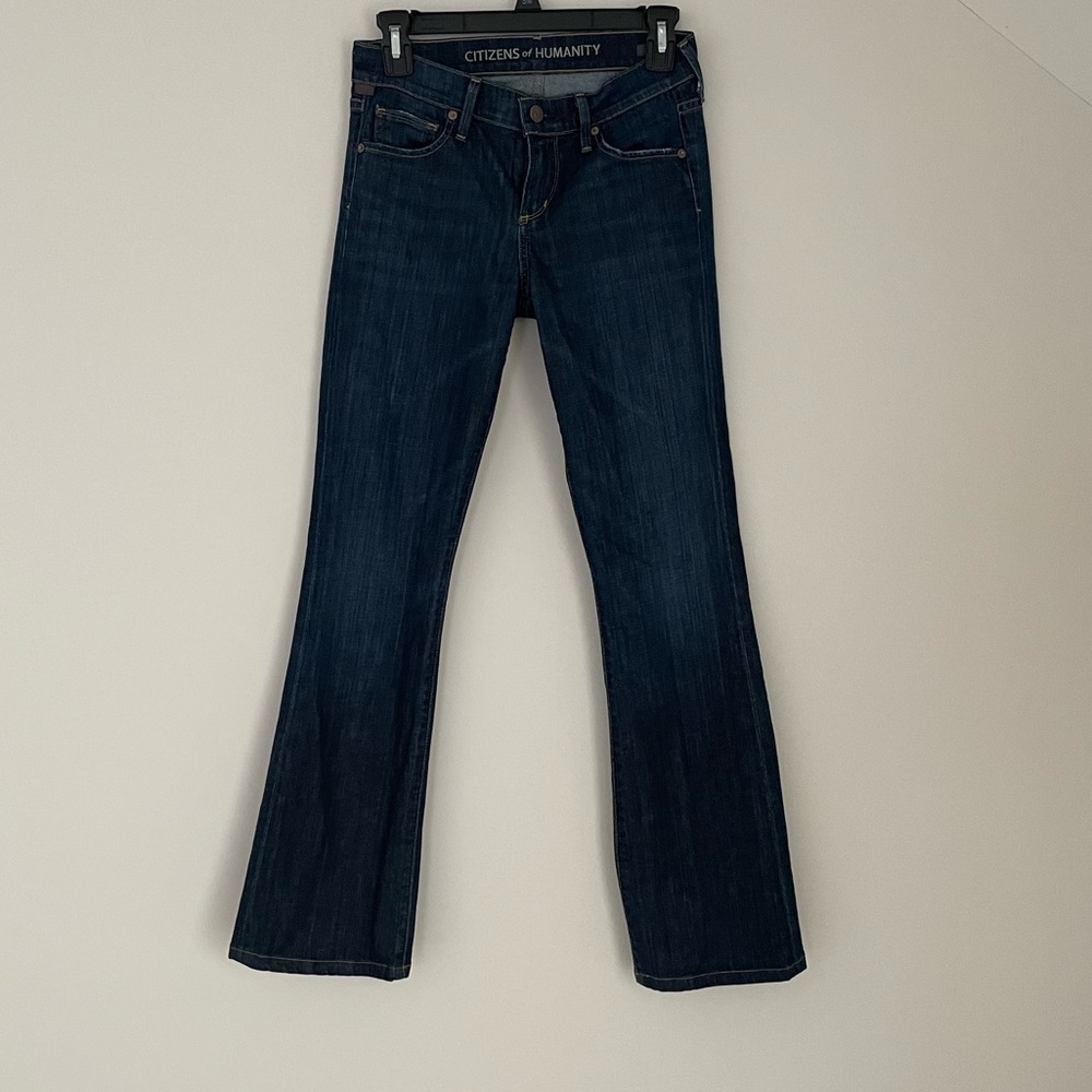 GUC Citizens of Humanity Kelly Low rise bootcut jean in size 25